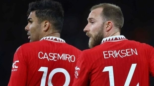 Manchester United selects replacements for Casemiro and Eriksen.