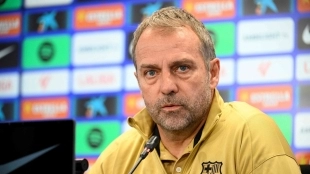 Hansi Flick wants five Barcelona players out.