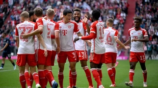 Los jugadores del Bayern de Múnich celebran un gol