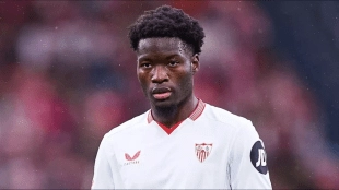 <p>Lucien Agoumé, player of Sevilla</p>