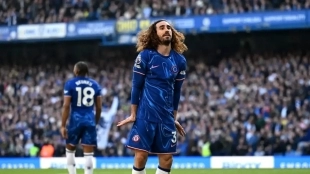 Marc Cucurella celebra un gol con el Chelsea