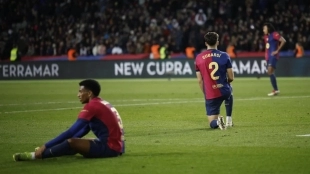 After a defeat, Barcelona players were greatly disappointed.