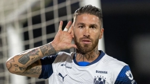 Sergio Ramos celebra un gol con Rayados de Monterrey