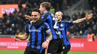 Los jugadores del Inter de Milán celebran un gol