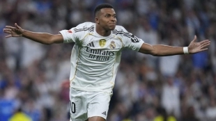 Kylian Mbappé celebrates a goal scored with Real Madrid.